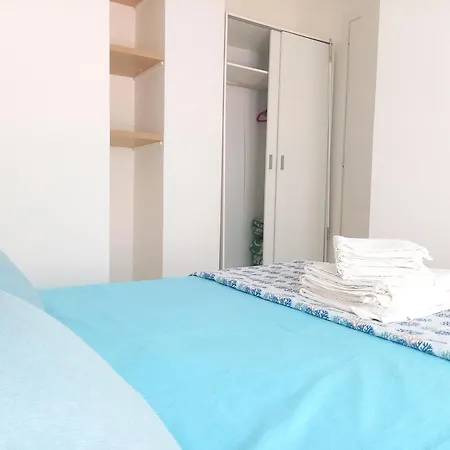 Giulio's - Beachfront Apartment Bibione