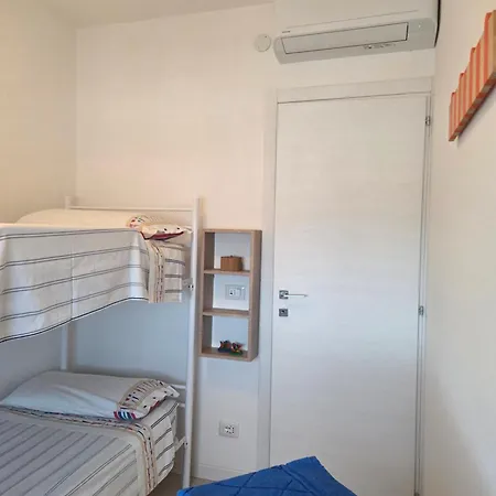 Apartment Giulio's - Beachfront