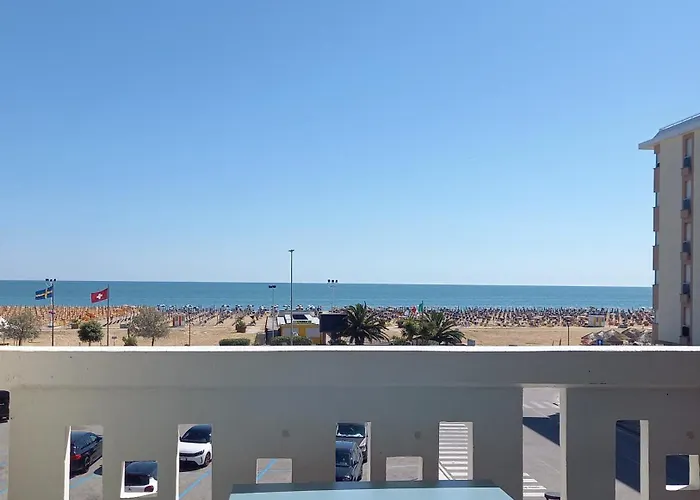 Giulio's - Beachfront