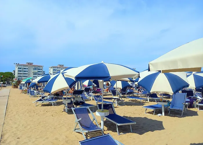 Апартаменти Giulio's - Beachfront